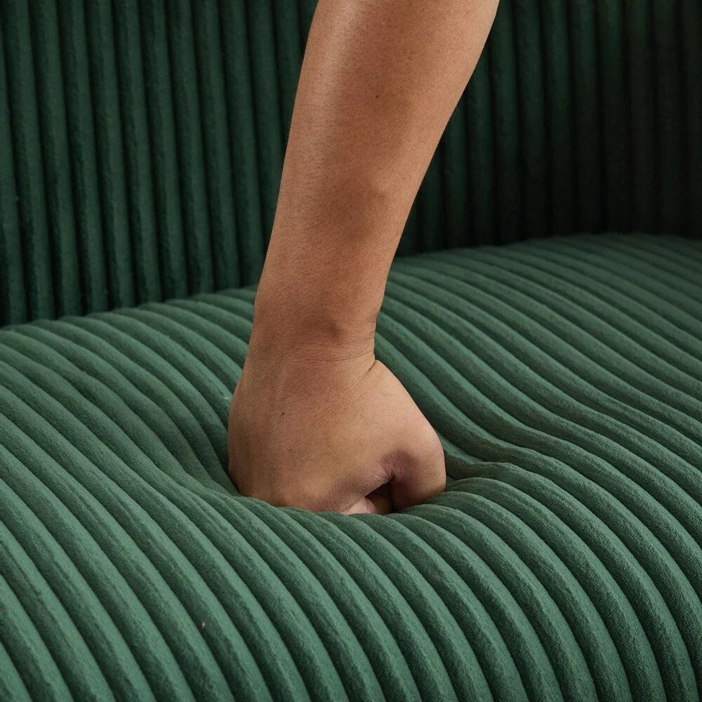 Canapé 2 places recouvert de velours côtelé, avec pieds en bois couleur noyer