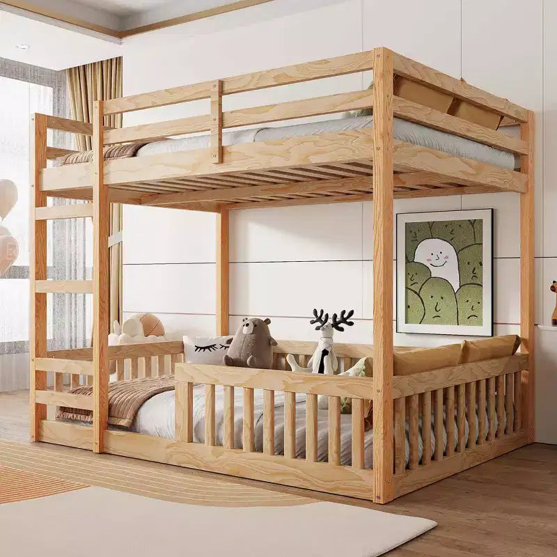 Letto a castello in legno a due piazze con scala e sponde di protezione, letto a castello basso a due piazze con supporto a doghe