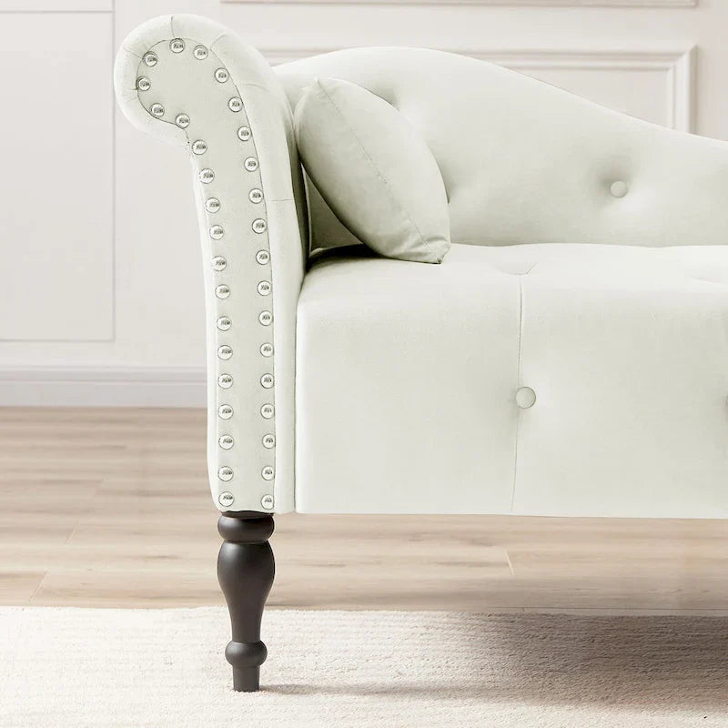 Moderne Chaiselongue, 60.6, mit Samtbezug, Knopfheftung, Beinen aus Massivholz und Ziernägeln