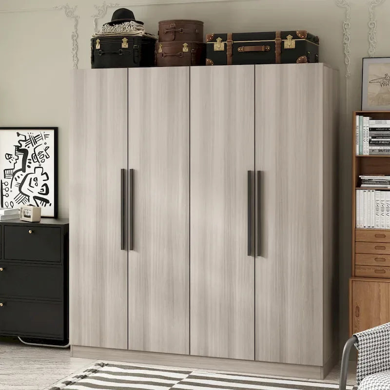 Moderner freistehender Kleiderschrank aus Massivholz mit Einlegeböden
