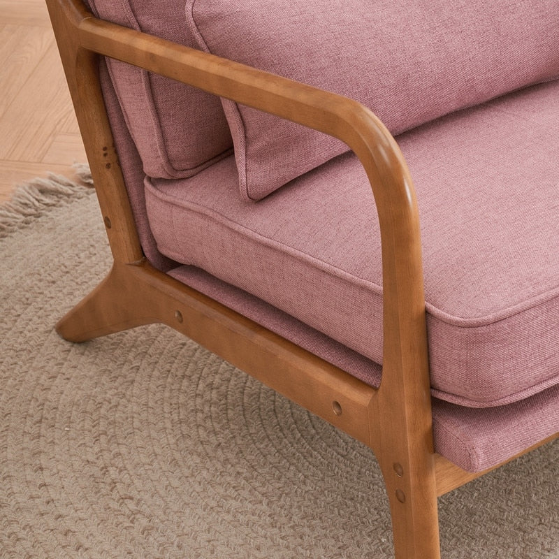 Gestoffeerde accentstoel in midcenturymoderne stijl