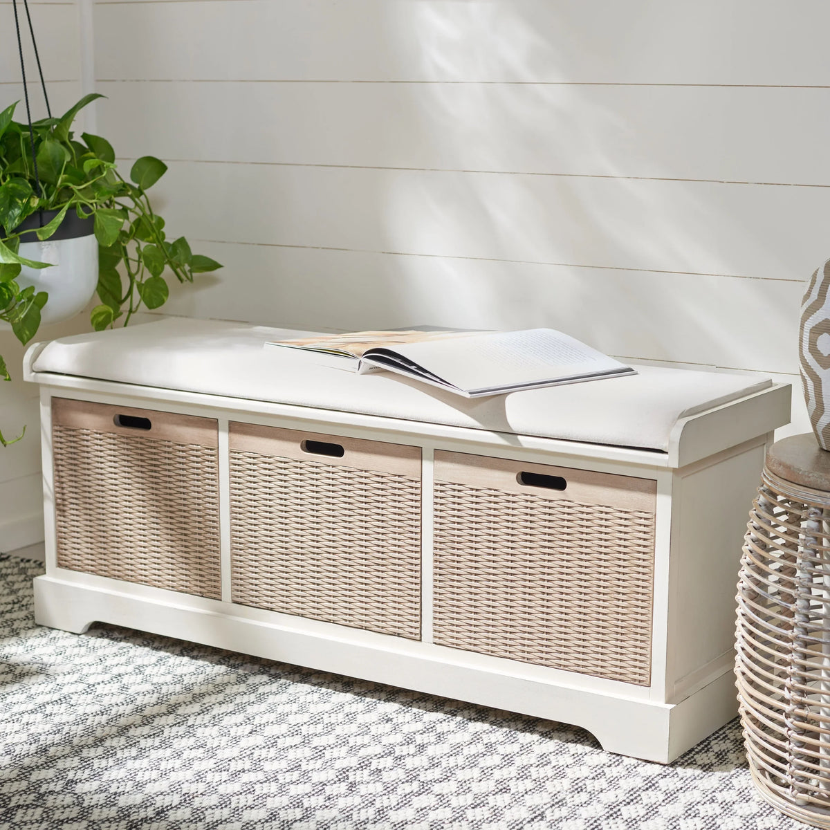Panca contenitore SAFAVIEH Fiorello a 3 cassetti con cuscino - 47.3 W x 15 L x 19 H - 47Wx15Dx19H