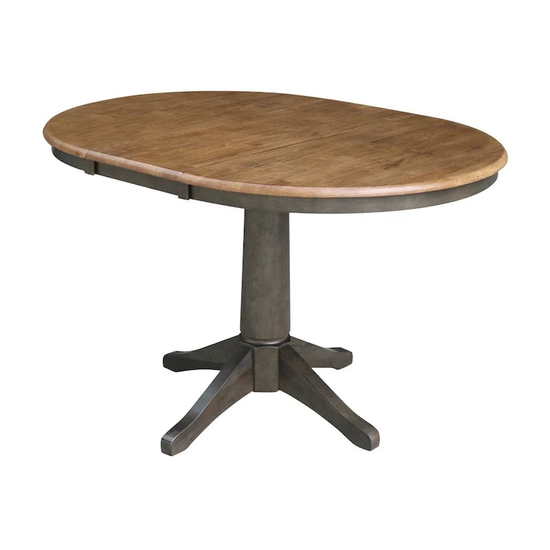 Ronde uitschuifbare eettafel van 36 met 4 Madrid-stoelen