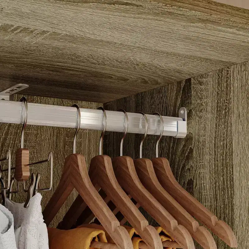 Armadio in rattan Famapy con 3 cassetti e 3 ante traspiranti in rattan, armadio alto in stile rustico per camera da letto