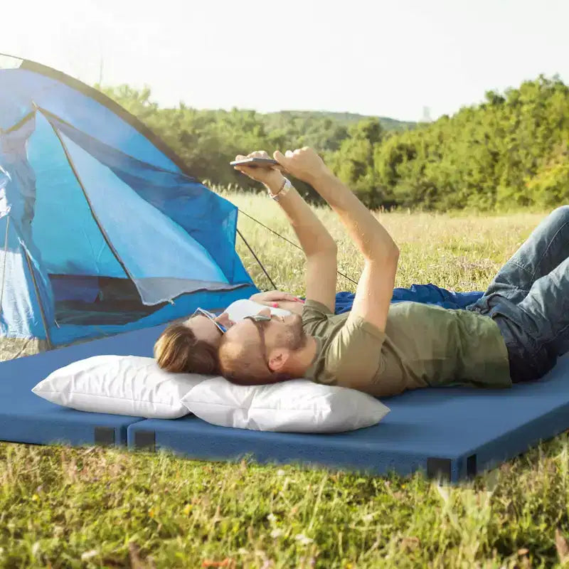 Costway-Campingmatratze aus Memory-Schaumstoff mit rutschfester Unterseite und Tragetasche, für Übernachtungen im Freien, Grau/Blau