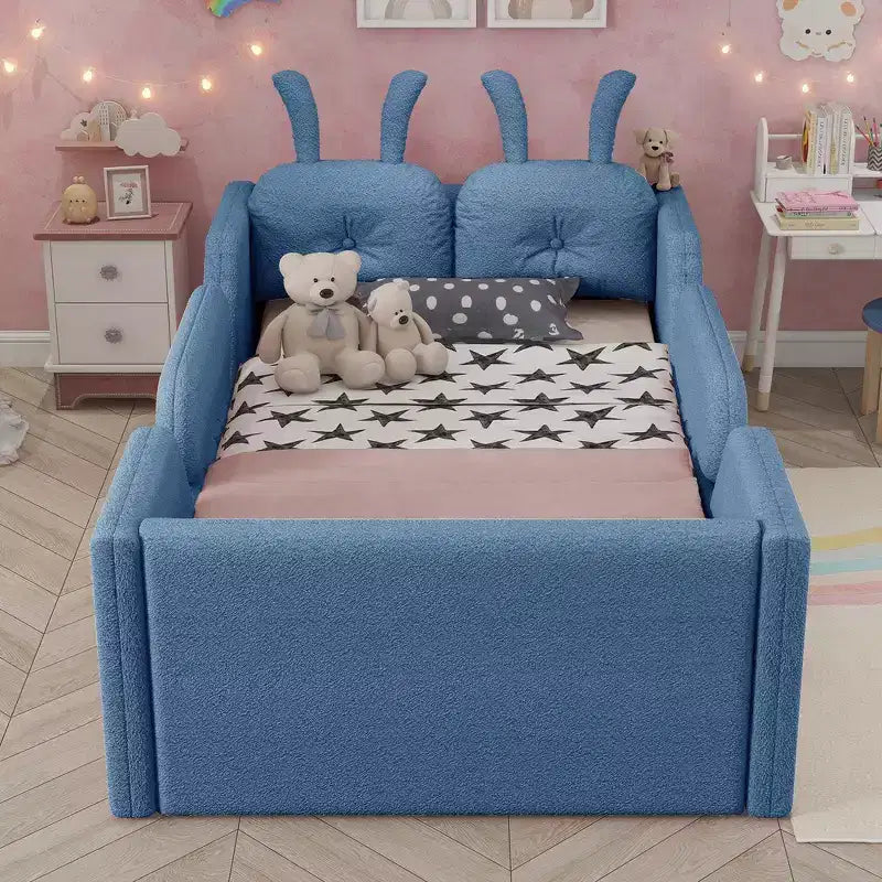 Whisen eenpersoonsbed met platform, gestoffeerd kinderbedframe voor op de vloer met konijnenkussen en afneembare zijhekken