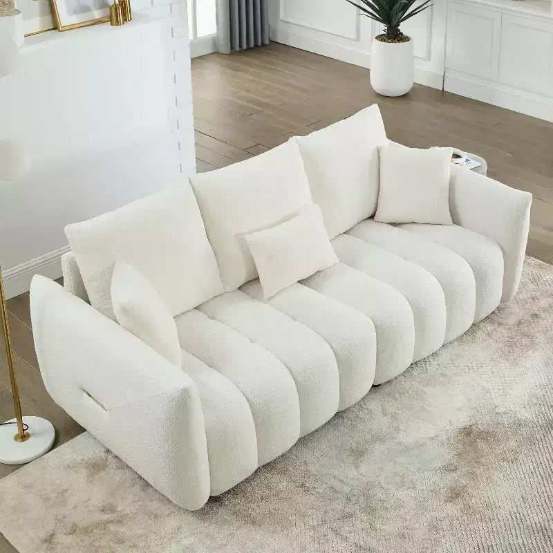 Nowoczesna 3-osobowa sofa GDFStudio Alanna 79.5 z tapicerką z tkaniny teddy i poduszkami