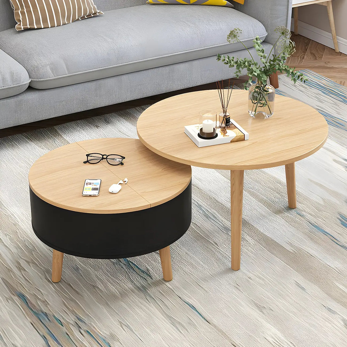Moderne ronde houten salontafel in zwart-wit met opbergruimte