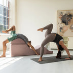 Avana Kami umwandelbare Chaiselongue / Yoga und Massage - 2-in-1-Hocker mit verstecktem ausklappbarem Yoga-Loungesessel, Mikrosamt - N/A