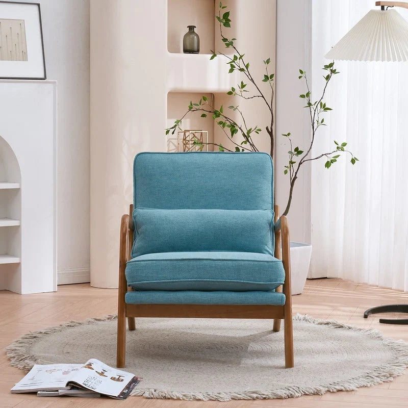 Gestoffeerde accentstoel in midcenturymoderne stijl