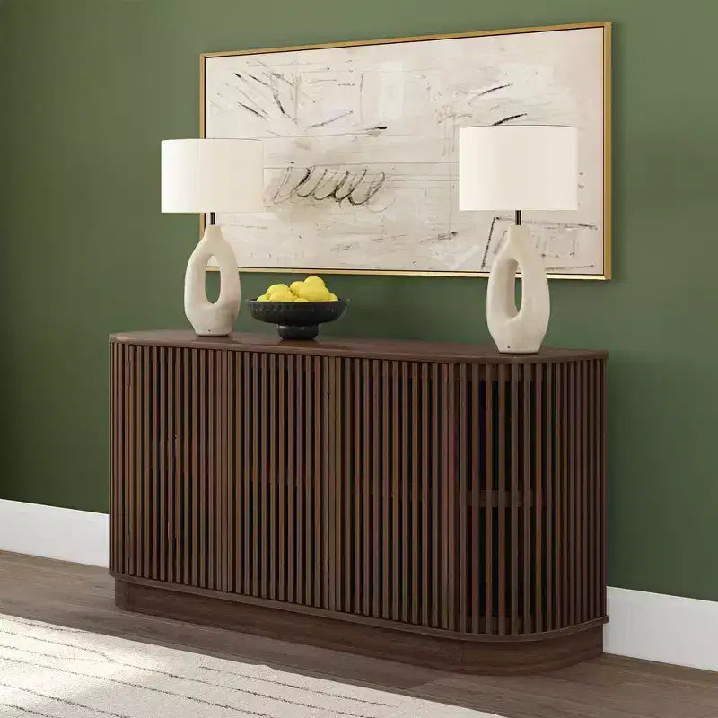 Buffet Contour Plank+Beam en bois massif avec 3 portes, meuble TV de 59 pour le salon