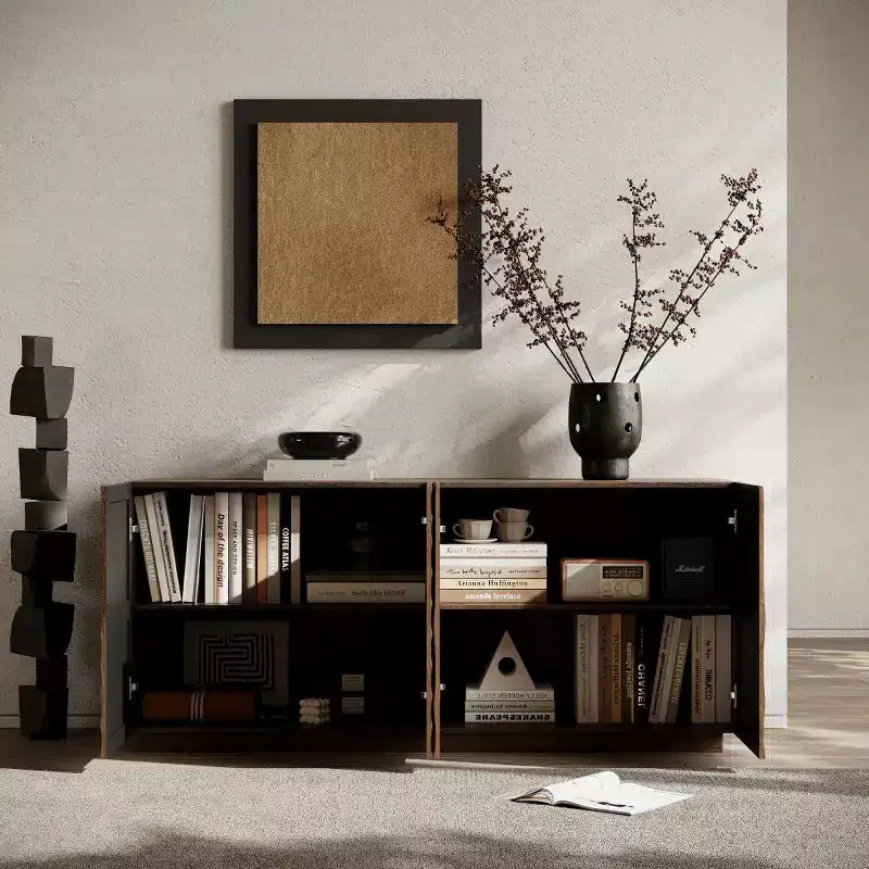 59 moderner Spiralen-Sideboardschrank, flacher kunstvoller Aufbewahrungsschrank für den Eingangsbereich mit Türen in 3D-Wellenoptik