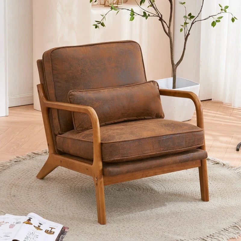 Gestoffeerde accentstoel in midcenturymoderne stijl