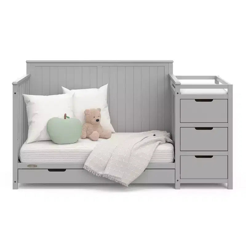 5-in-1-Kinderbett mit Wickelkommode und Schublade