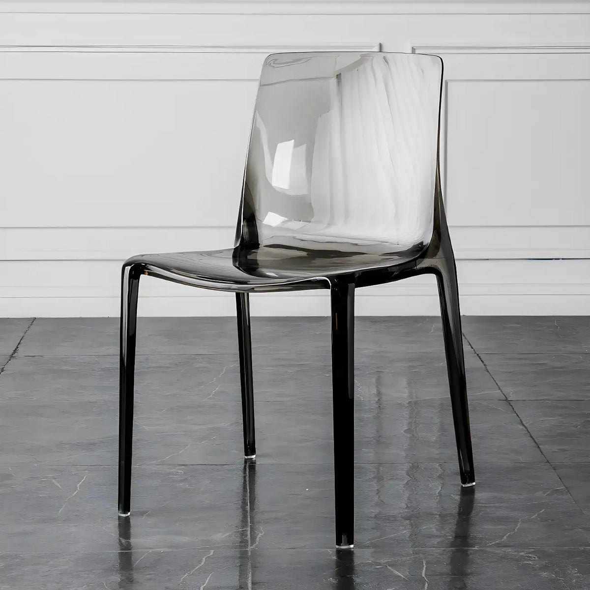 Chaise de salle à manger ambre en acrylique, sans accoudoirs et à dossier bas