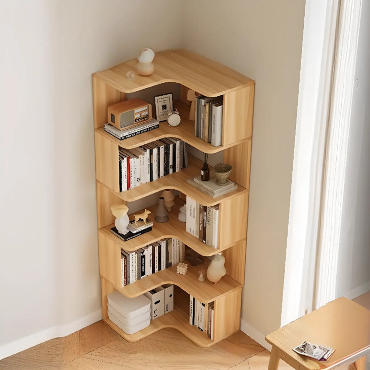 Libreria angolare in legno ingegnerizzato con 6 ripiani