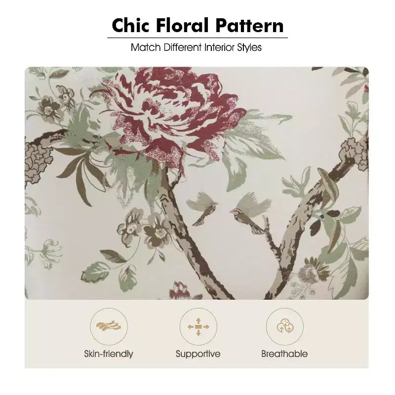 Araceli traditioneller gepolsterter Holzsessel mit Blumenmuster, Ohrenlehnen und Ziernägeln | ART OF LIVING DESIGNS